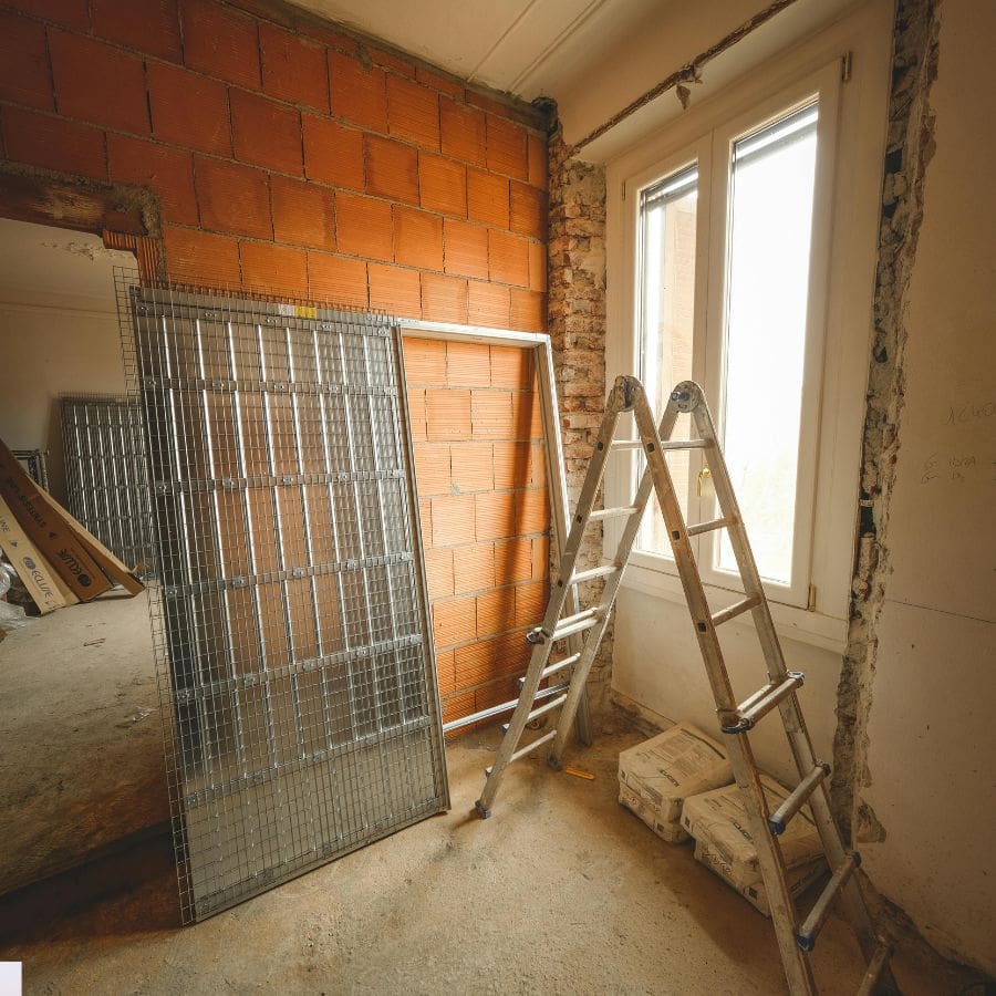 Agence M Com Marseille Julien Batiment Rénovation CARRY LE ROUET